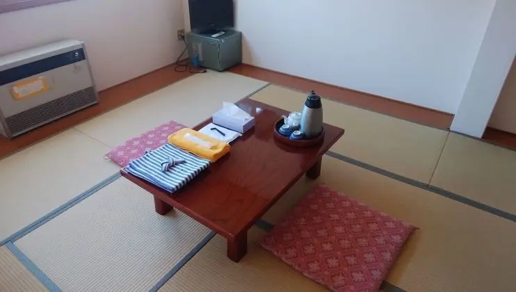 Traditional Oda (Japanese Style, 6 Guests)