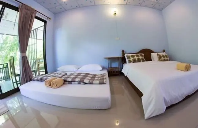 Super Deluxe Room / Max 4 Persons