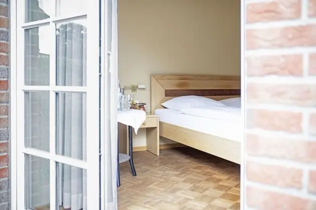 Comfort Tek Büyük Yataklı Oda