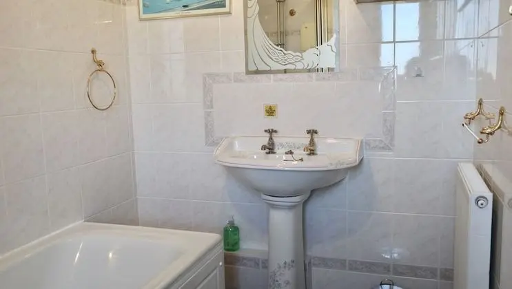 Tek Büyük Yataklı Oda, Bahçe Manzaralı (Room 3)