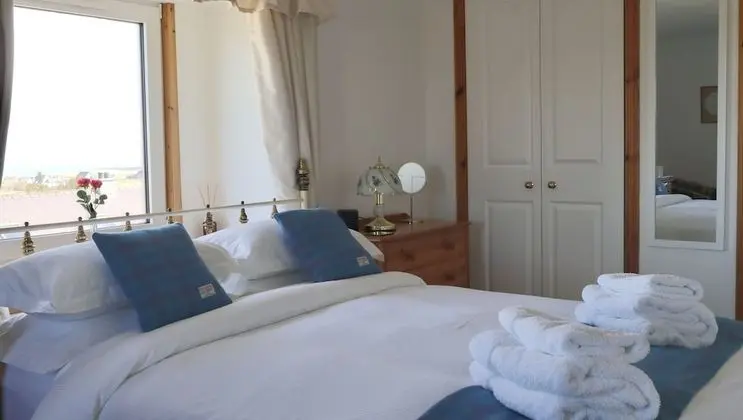 Tek Büyük Yataklı Oda, Deniz Manzaralı (Room 2)