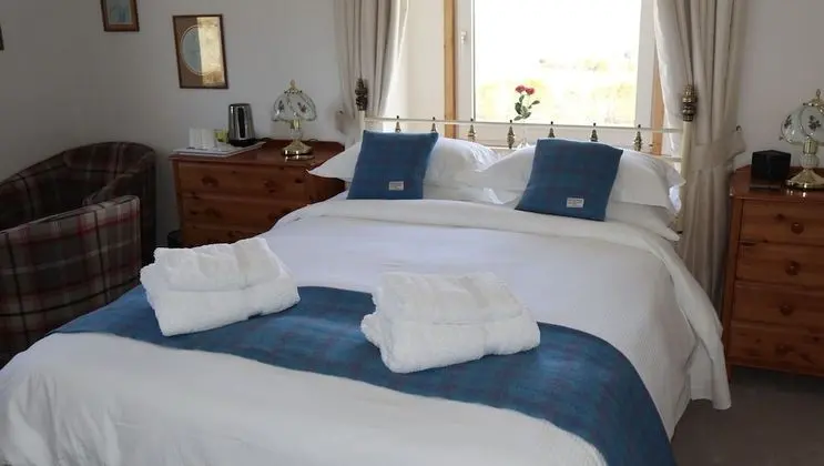 Tek Büyük Yataklı Oda, Deniz Manzaralı (Room 2)
