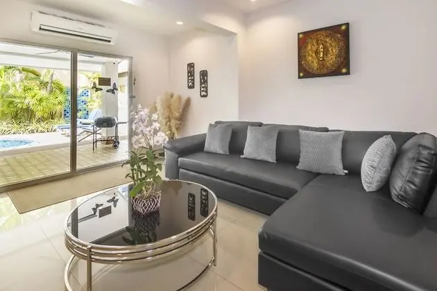 Deluxe Villa