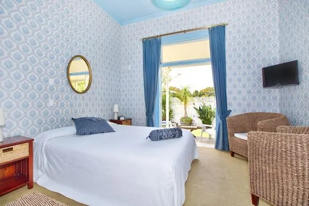Villa (Blue Room)