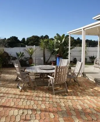 Villa (Blue Room)