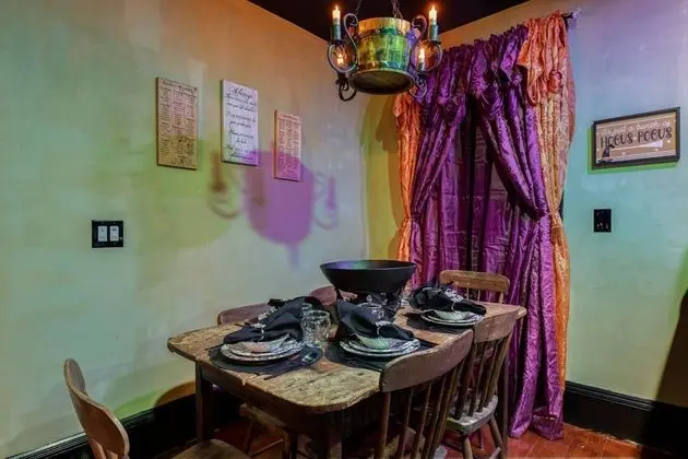 Daire (The Warlock House)