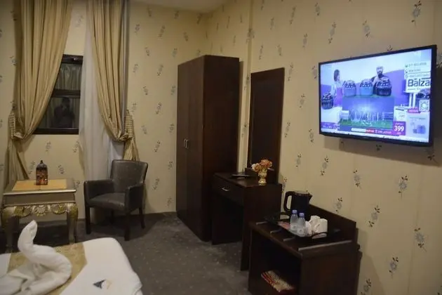 Economy Tek Büyük veya İki Ayrı Yataklı Oda