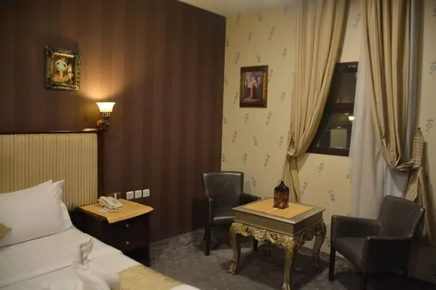 Economy Tek Büyük veya İki Ayrı Yataklı Oda