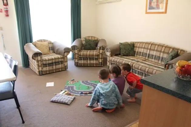 Family Apart Daire, 2 Yatak Odası, Özel Banyo, Zemin Kat (Twin Share Linen Surcharge, Pay at ht)