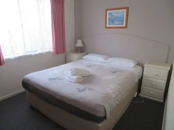 Premium Apart Daire, 2 Yatak Odası, Küçük Mutfak (Twin Share Linen Surcharge, Pay at Ht)
