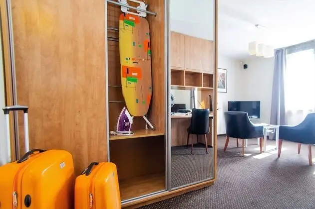 Basic Tek Büyük Yataklı Oda