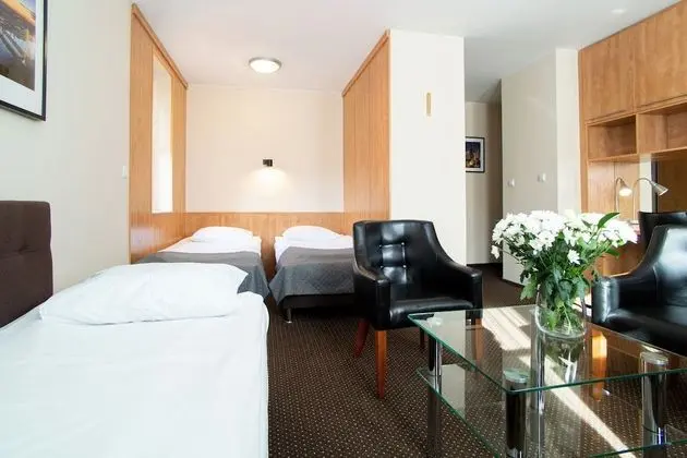 Basic Üç Kişilik Oda