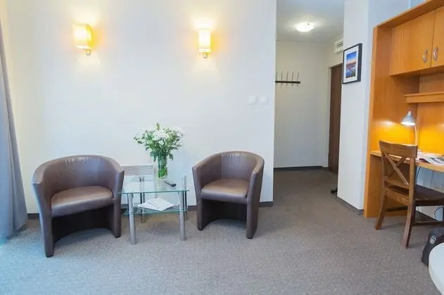 Basic İki Ayrı Yataklı Oda, Küçük Mutfak