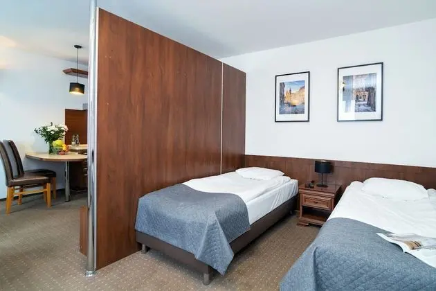 Basic İki Ayrı Yataklı Oda, Küçük Mutfak