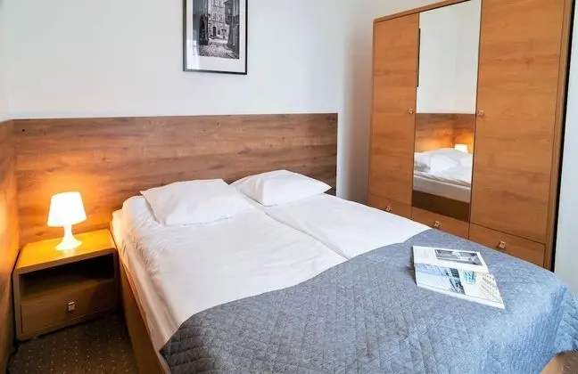 Basic Tek Büyük Yataklı Oda, Küçük Mutfak