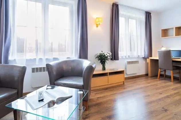 Basic Tek Büyük Yataklı Oda, Küçük Mutfak