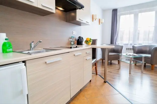 Basic Tek Büyük Yataklı Oda, Küçük Mutfak