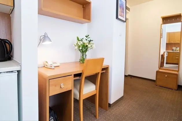 Basic Tek Kişilik Oda, Küçük Mutfak