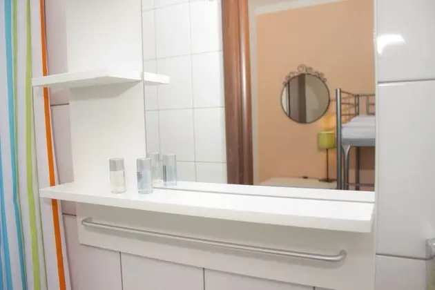 Ortak Ranzalı Oda (1 bed)