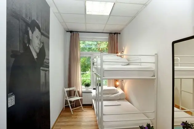 Basic Oda (for 2 people, bunk bed)