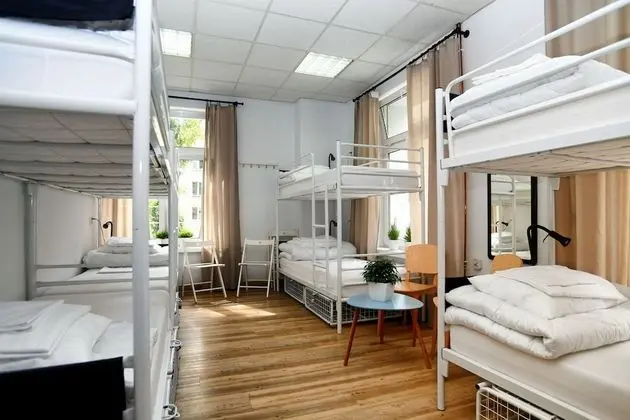 Basic Ortak Ranzalı Oda, Karma Ranzalı Oda, Ortak Banyo (room for 5-6 people)