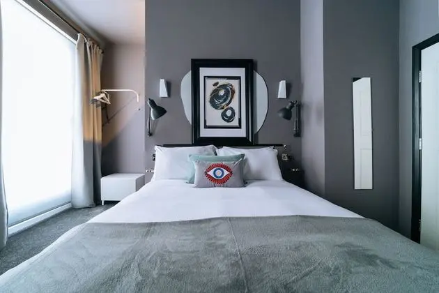 Classic Tek Büyük Yataklı Oda