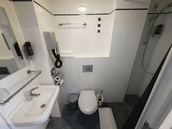 Tek Kişilik Oda, 1 Tek Kişilik Yatak