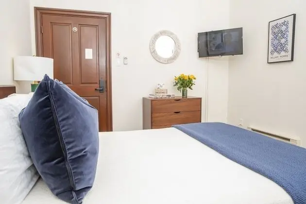 Standard Tek Büyük Yataklı Oda, Banyolu/Duşlu