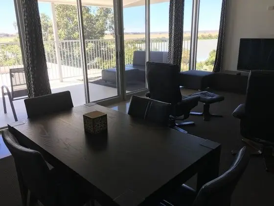 Deluxe Apart Daire, 2 Yatak Odası, Engellilere Uygun, Nehir Manzaralı