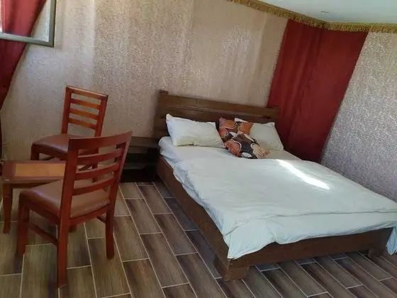 Basic Çadır, 1 Çift Kişilik Yatak, Dağ Manzaralı