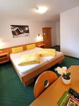 Economy Tek Büyük Yataklı Oda (located in main- or neighbor house)