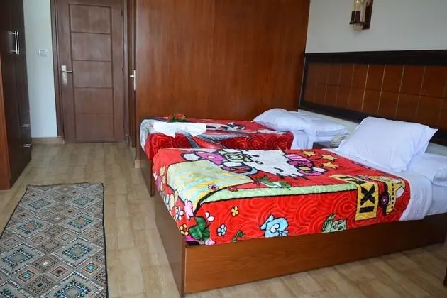 Deluxe Tek Büyük Yataklı Oda, Bahçe Manzaralı