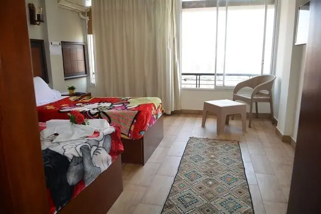 Deluxe Tek Büyük Yataklı Oda, Bahçe Manzaralı
