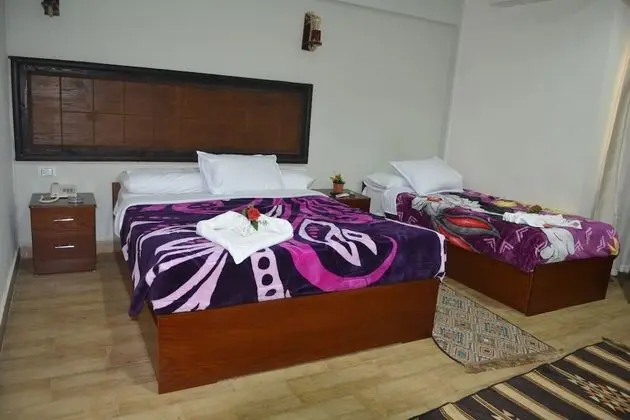 Deluxe Tek Büyük Yataklı Oda, Bahçe Manzaralı