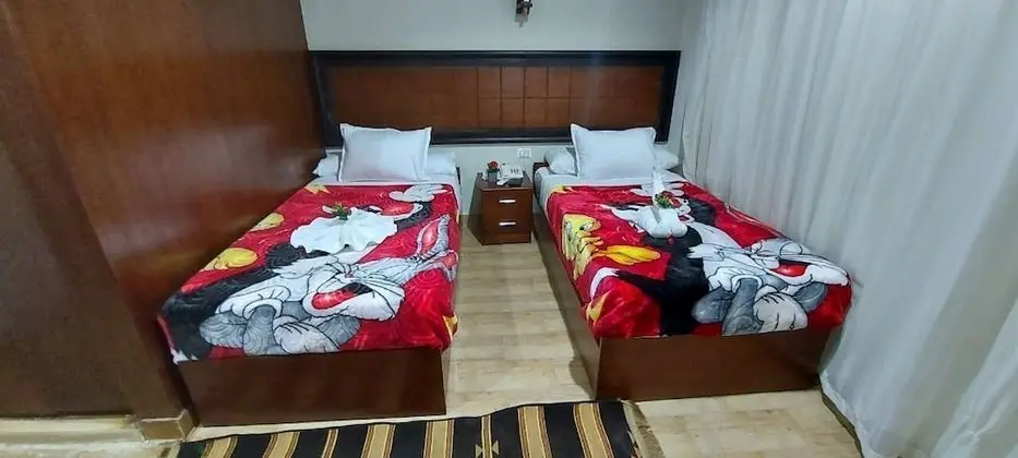 Deluxe Tek Büyük Yataklı Oda, Bahçe Manzaralı