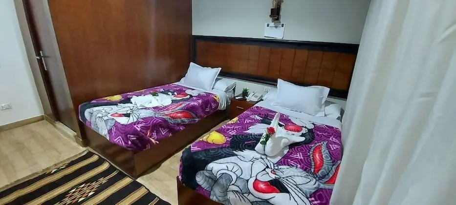 Deluxe Tek Büyük Yataklı Oda, Bahçe Manzaralı