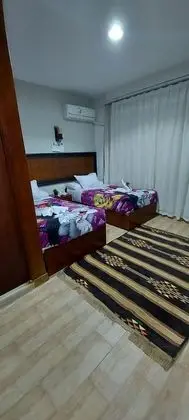 Deluxe Tek Büyük Yataklı Oda, Bahçe Manzaralı