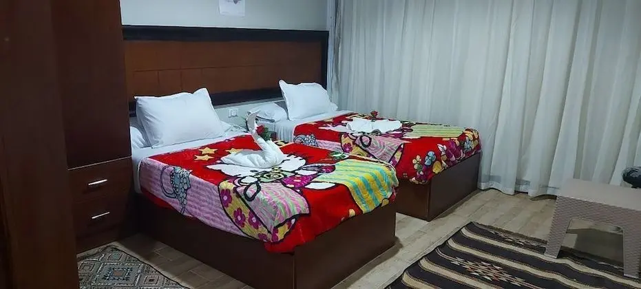 Deluxe Tek Büyük Yataklı Oda, Bahçe Manzaralı