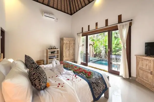 Villa, 2 Yatak Odası, Kişiye Özel Havuzlu