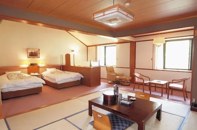 Family Oda, Ortak Banyo (Japanese Western Style)