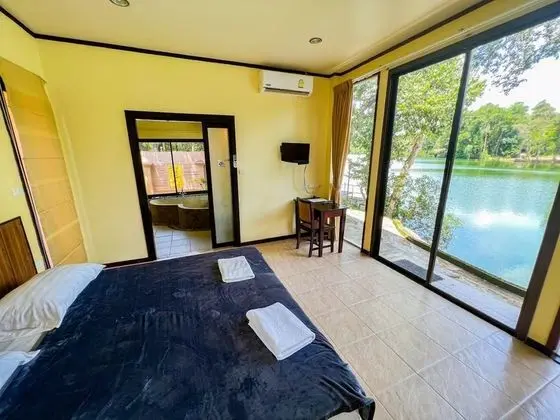 Deluxe Tek Büyük Yataklı Oda, Lagün Manzaralı
