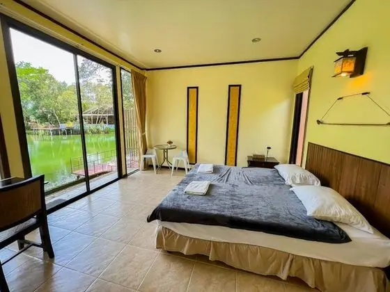 Deluxe Tek Büyük Yataklı Oda, Lagün Manzaralı