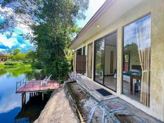 Deluxe Tek Büyük Yataklı Oda, Lagün Manzaralı