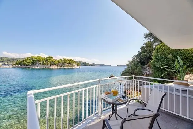 Tek Büyük Yataklı Oda, Deniz Manzaralı