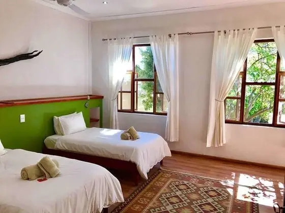 Tek Büyük veya İki Ayrı Yataklı Oda