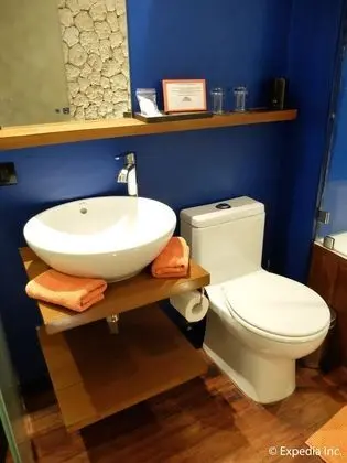 Deluxe Oda, 1 Büyük (Queen) Boy Yatak, Denize Sıfır (First Floor)