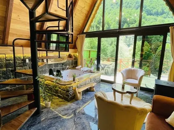 Waterfall Bungalow 103