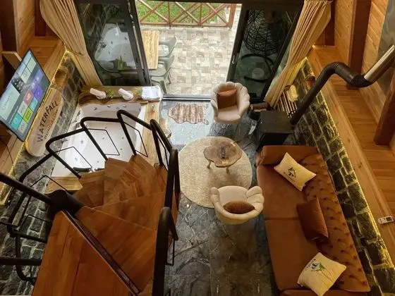 Waterfall Bungalow 103