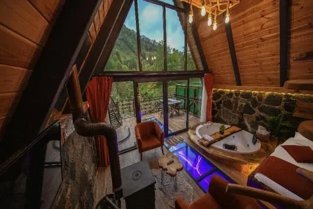 Waterfall Bungalow 101
