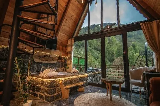 Waterfall Bungalow 103